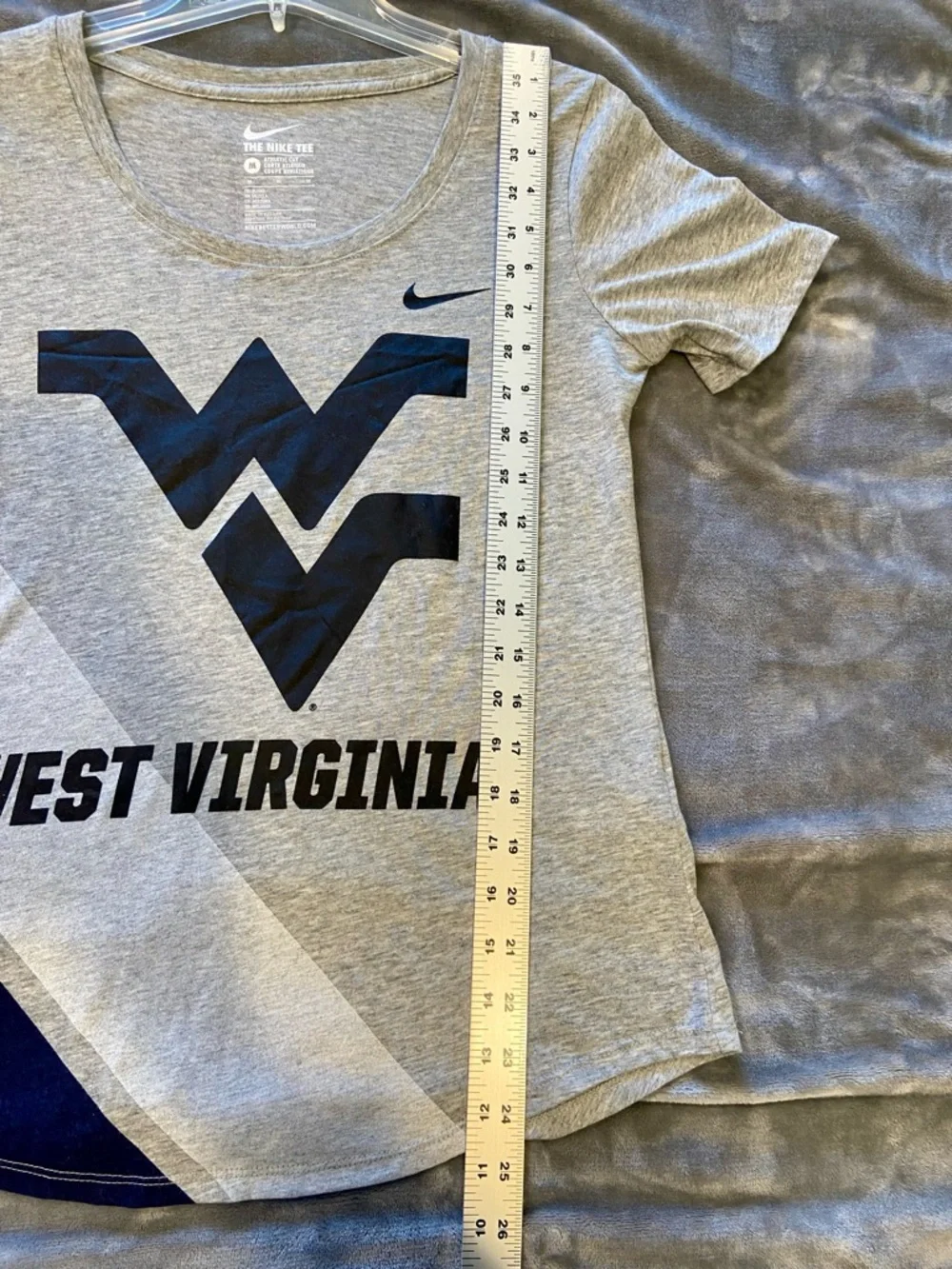 Women's Nike WVU T Shirt Medium Grey Black Blue West Virginia Mountaineers - Picture 5 of 8